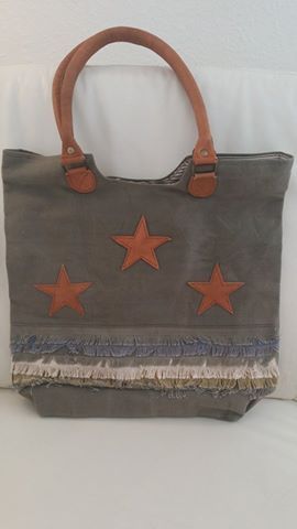 Modeaccessoires -Shopper Tasche mit Leder Sternen